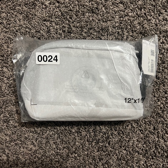 lululemon NWT Clear Belt Bag *Logo Black 1L - Picture 5 of 6